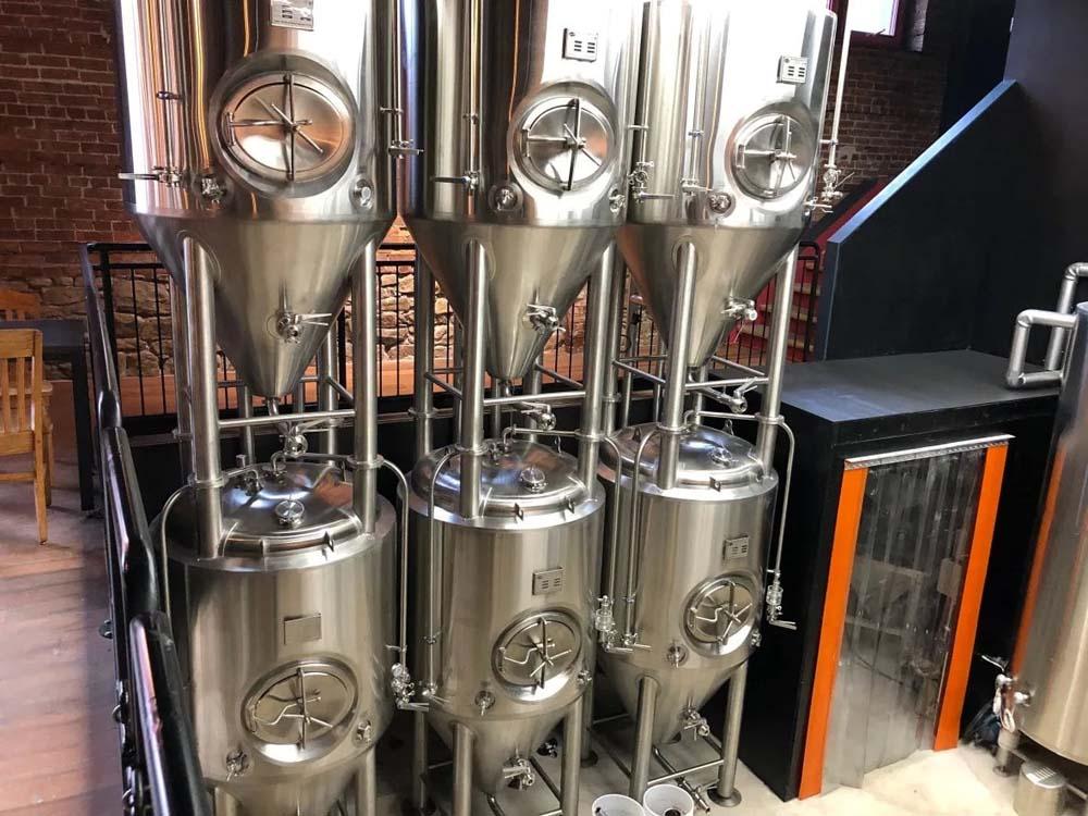 18HL Jacketed conical fermenter